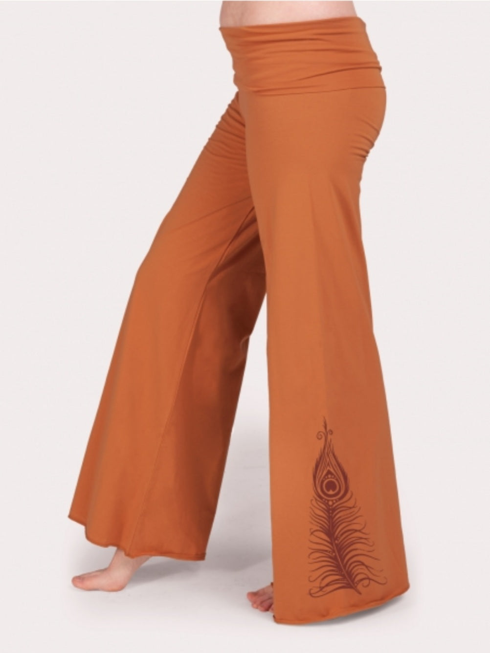 Flowy yoga pants 